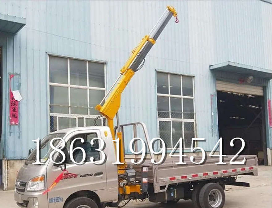 马尔康市随车吊机价格遥控升降机随车吊机车间价格货车安装液压吊机油压随车吊